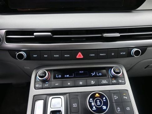 Used 2025 Hyundai Palisade SEL image 3