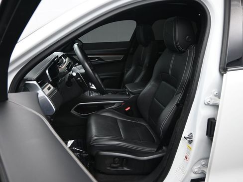 Used 2024 Jaguar F-PACE R-Dynamic S image 24