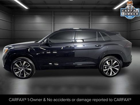 Used 2025 Volkswagen Atlas Cross Sport SEL Premium R-Line image 3