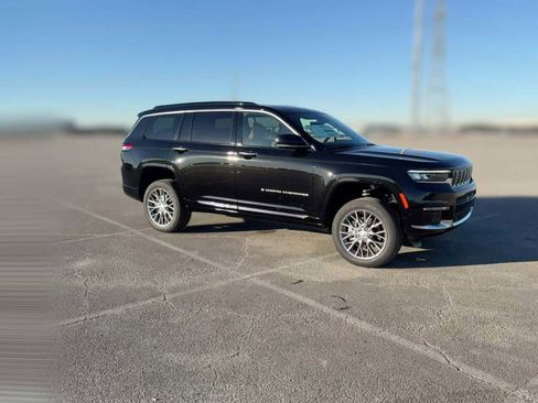 New 2025 Jeep Grand Cherokee L Summit image 15