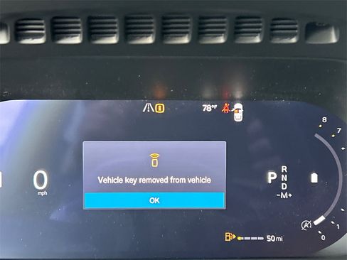 New 2026 Volvo XC90 B6 Plus w/ Protection Package Premier image 15