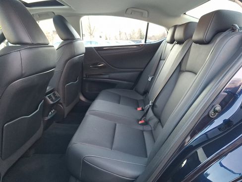 Certified 2019 Lexus ES 350 image 11