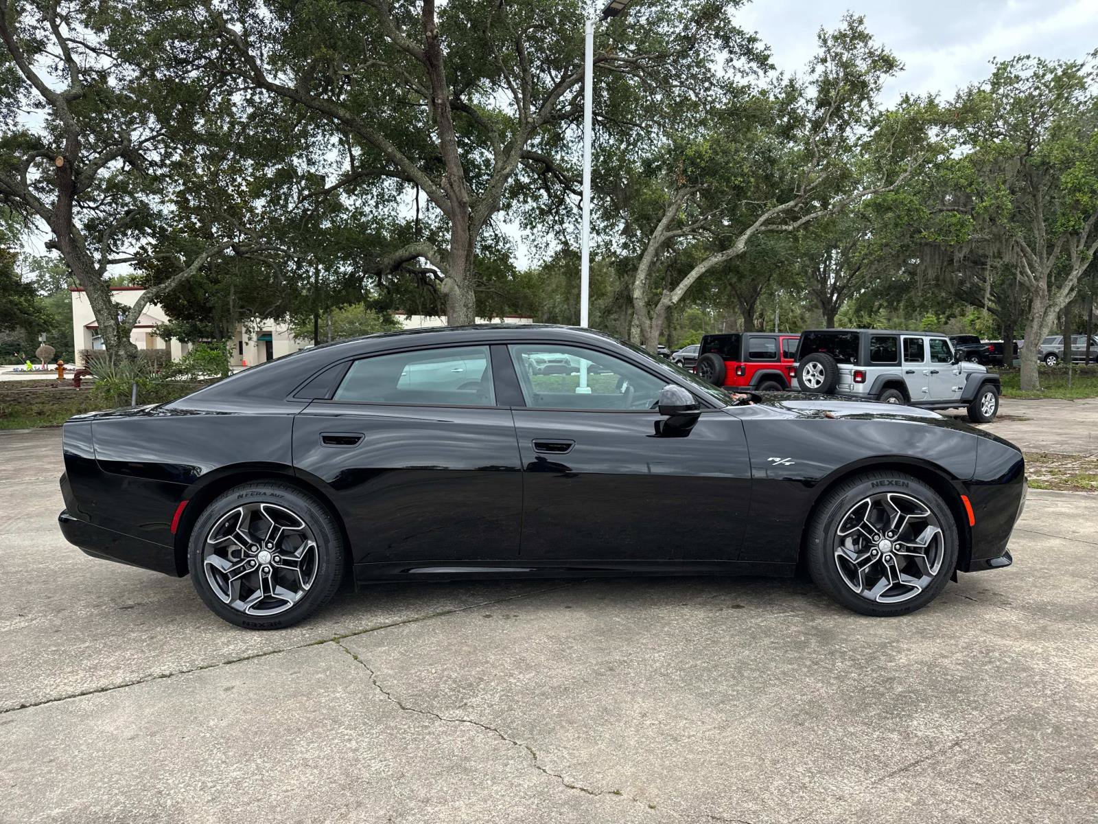 New 2026 Dodge Charger R/T AWD/4WD image 2
