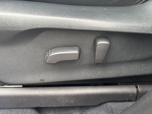 Used 2021 Subaru Ascent Premium w/ Sport Package image 20