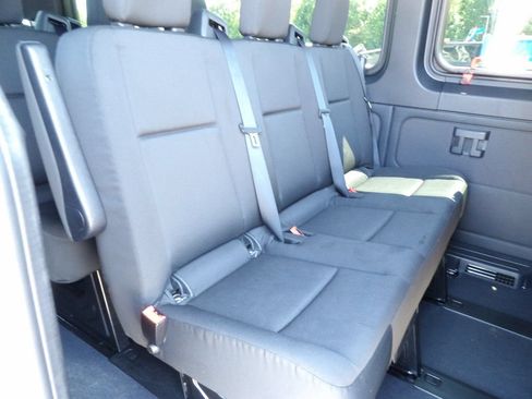 Used 2025 Mercedes-Benz Sprinter 2500 image 29