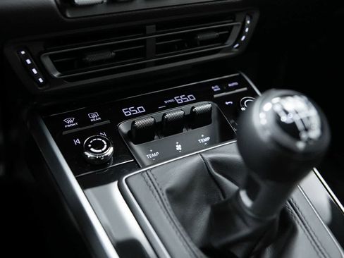 Certified 2020 Porsche 911 Carrera S RWD image 29