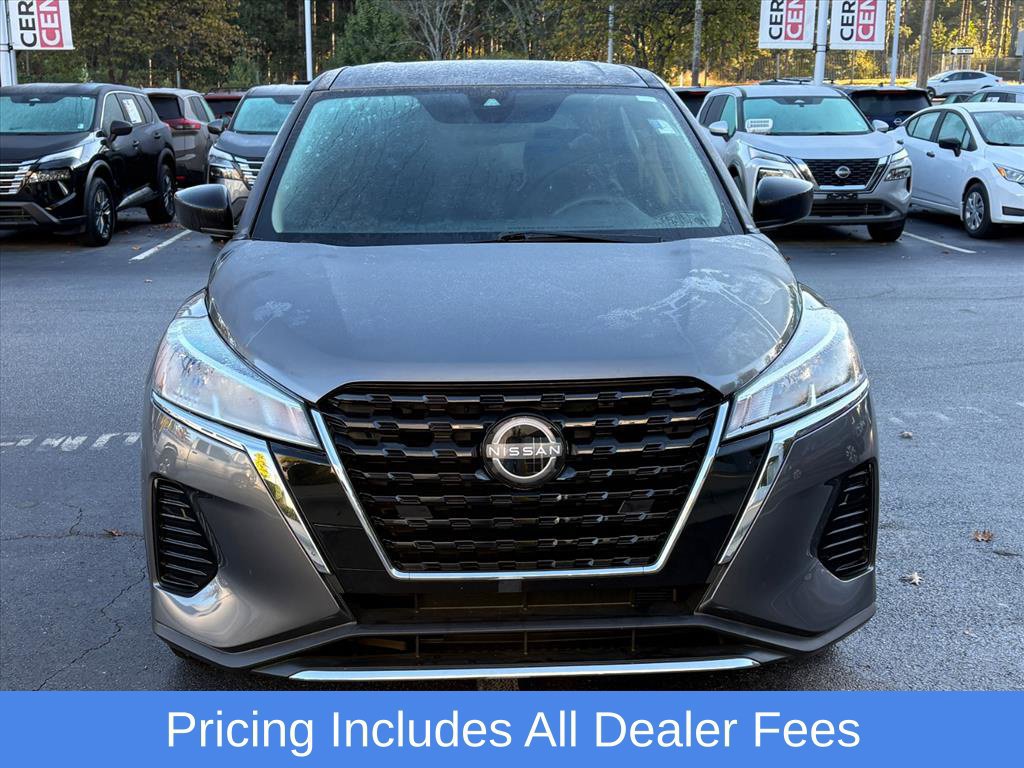 Used 2024 Nissan Kicks S FWD image 4