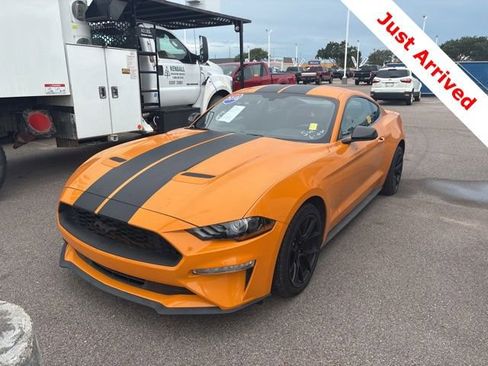 Used 2018 Ford Mustang Coupe RWD image 1