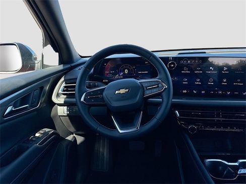 New 2026 Chevrolet Traverse LT w/ LPO, Floor Liner Package image 25