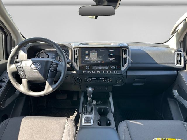 Certified 2026 Nissan Frontier SV w/ All-Weather Content Package AWD/4WD image 17