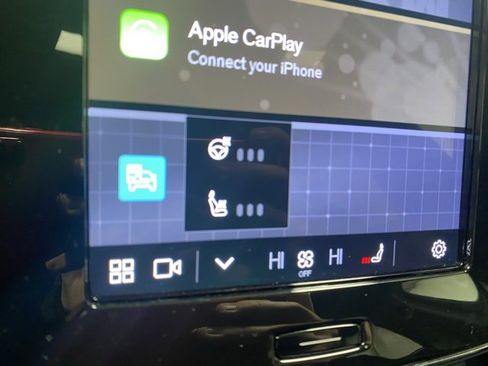 Used 2023 Volvo C40 P8 Recharge Ultimate w/ Protection Package Premier image 24