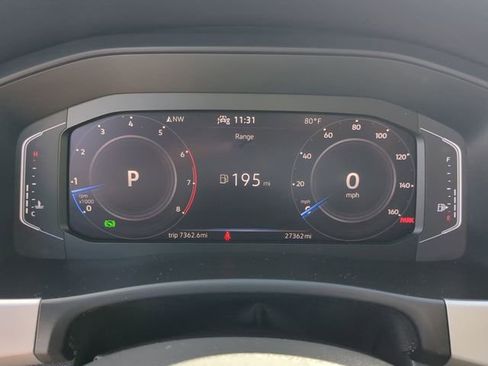 Certified 2023 Volkswagen Atlas Cross Sport SE w/ Panoramic Sunroof Package FWD image 33