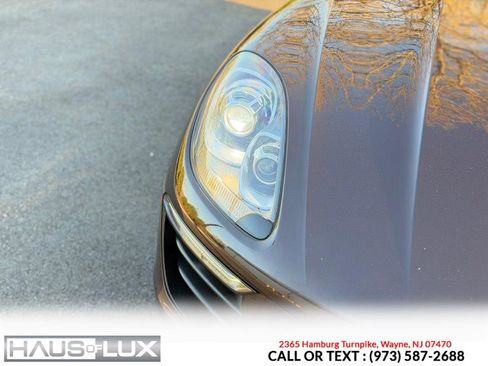 Used 2017 Porsche Macan S image 7