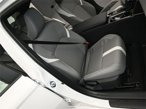 New 2026 Toyota Camry SE image 15