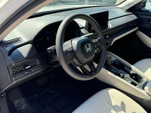 Certified 2025 Honda Accord SE image 12
