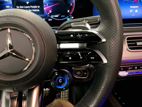 Used 2025 Mercedes-Benz GLE 53 AMG 4MATIC Coupe image 23