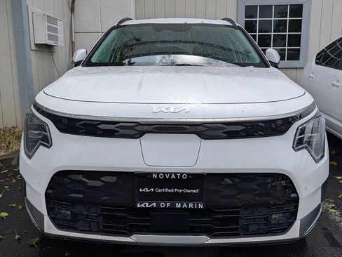 Used 2024 Kia Niro Wave w/ Wave Preserve Package FWD image 5