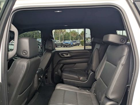 Used 2021 Chevrolet Suburban Z71 AWD/4WD image 15