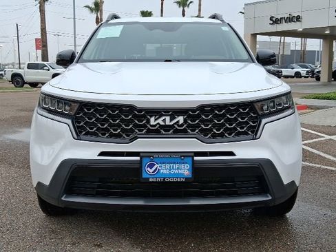 Used 2022 Kia Sorento S AWD/4WD image 2