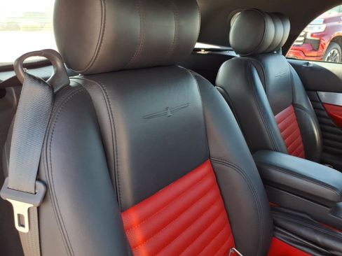 Used 2002 Ford Thunderbird Deluxe image 11