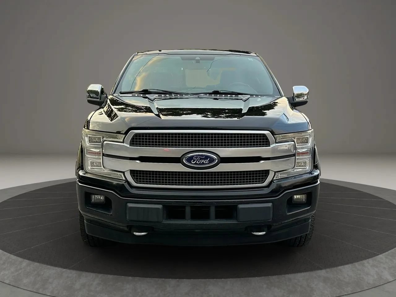 Used 2019 Ford F150 Platinum w/ Trailer Tow Package AWD/4WD image 8