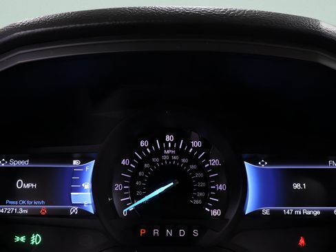 Used 2022 Ford Edge ST-Line w/ Cold Weather Package AWD/4WD image 12