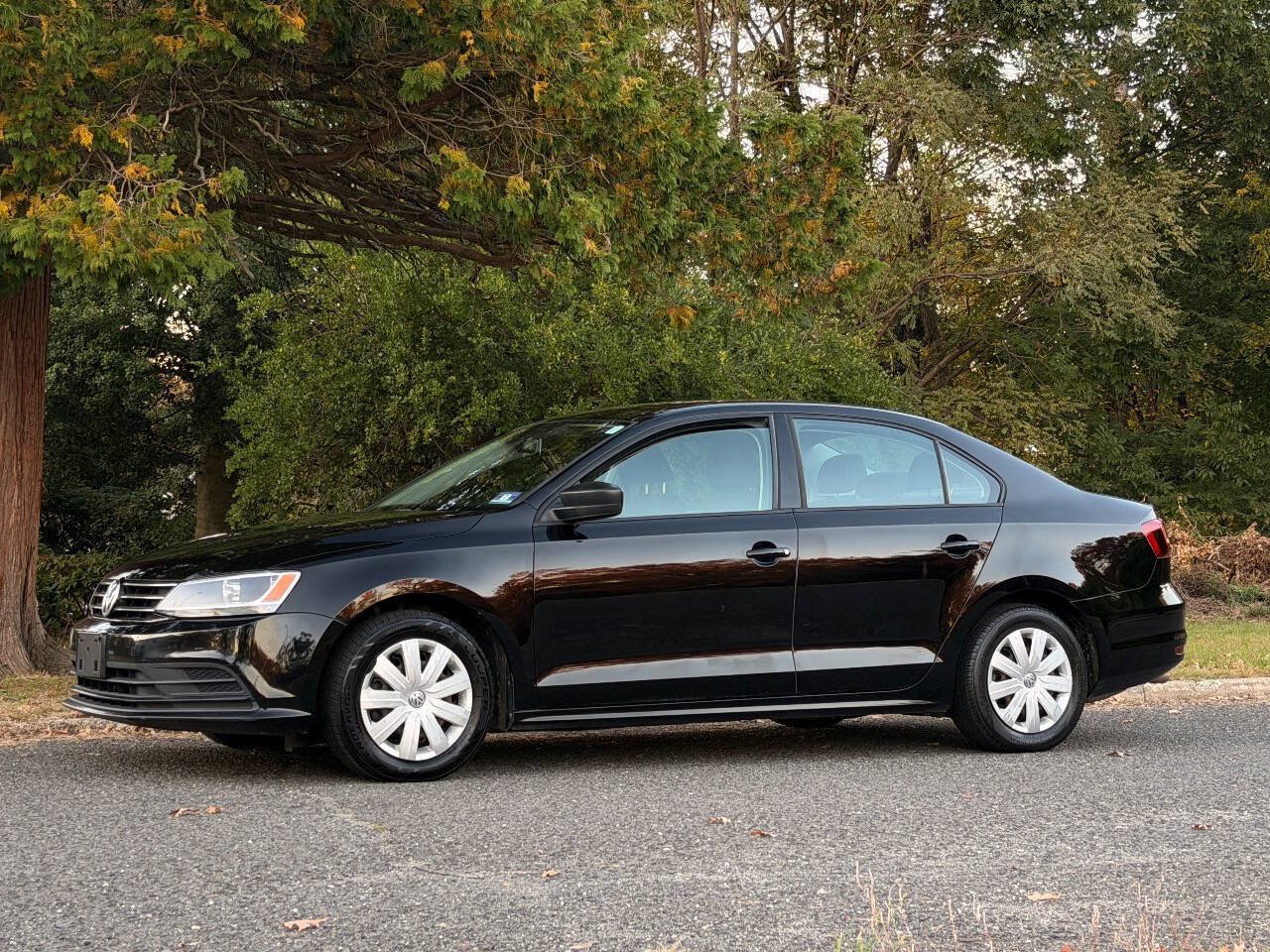 Used 2016 Volkswagen Jetta S FWD image 1