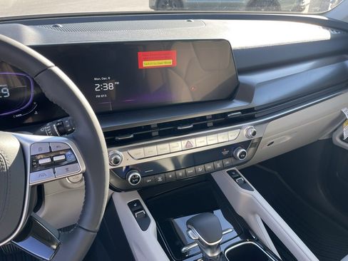 New 2025 Kia Telluride S image 12