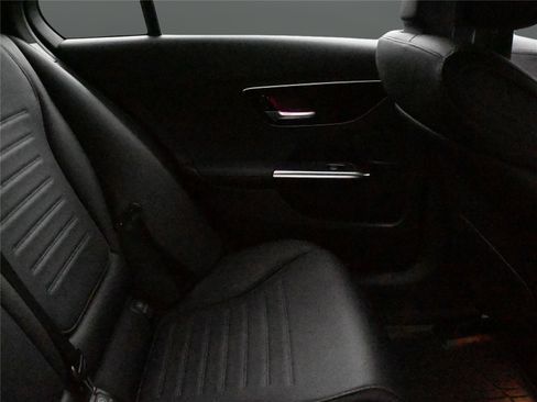 Used 2023 Mercedes-Benz C 300 4MATIC Sedan image 26