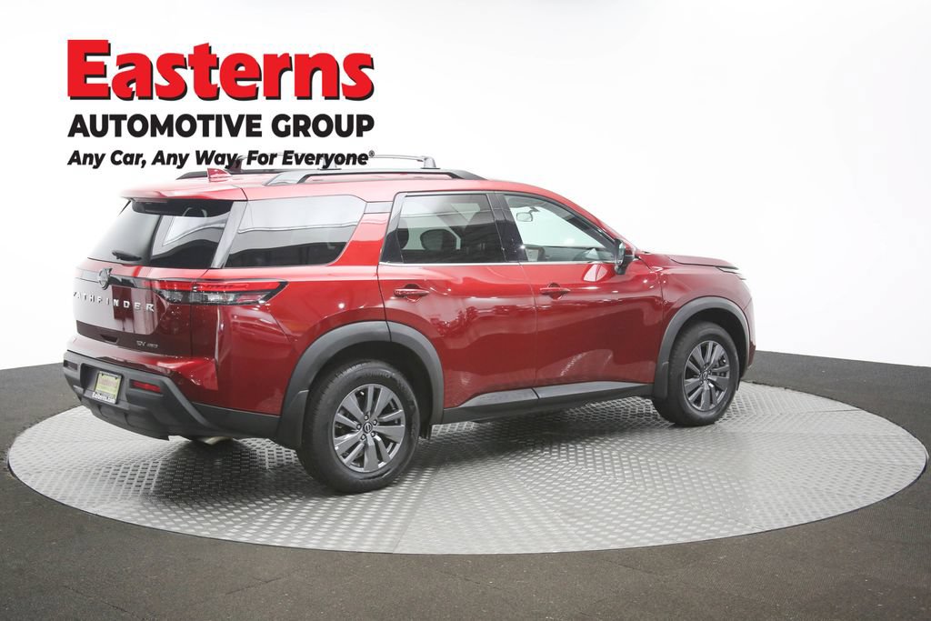 Used 2024 Nissan Pathfinder SV AWD/4WD image 44