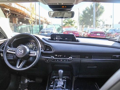 Used 2023 MAZDA CX-30 AWD 2.5 S w/ Premium Package image 18