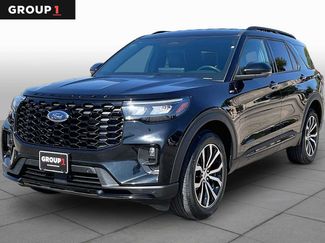 Used 2025 Ford Explorer ST-Line AWD/4WD video 1