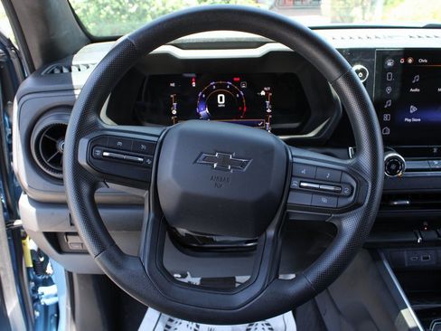 Used 2023 Chevrolet Colorado Trail Boss w/ LPO, Dark Essentials Package image 21