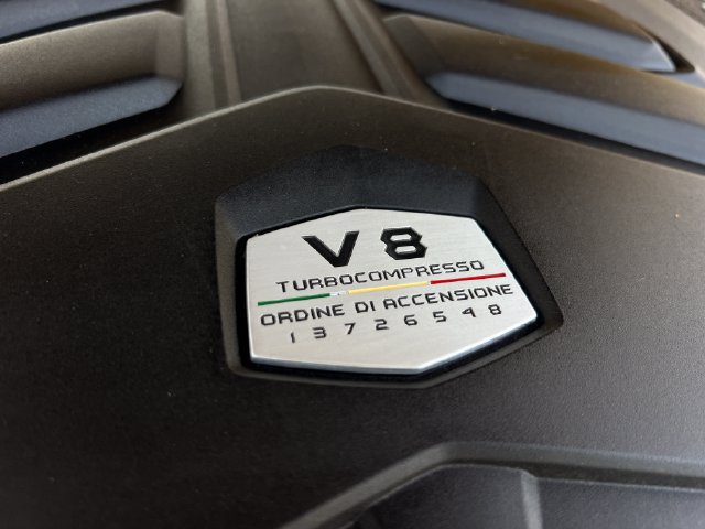 Used 2020 Lamborghini Urus AWD/4WD image 42