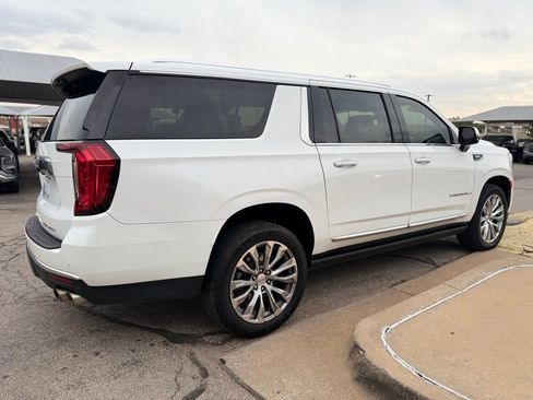 Used 2023 GMC Yukon XL Denali w/ LPO, Floor Liner Package AWD/4WD image 4