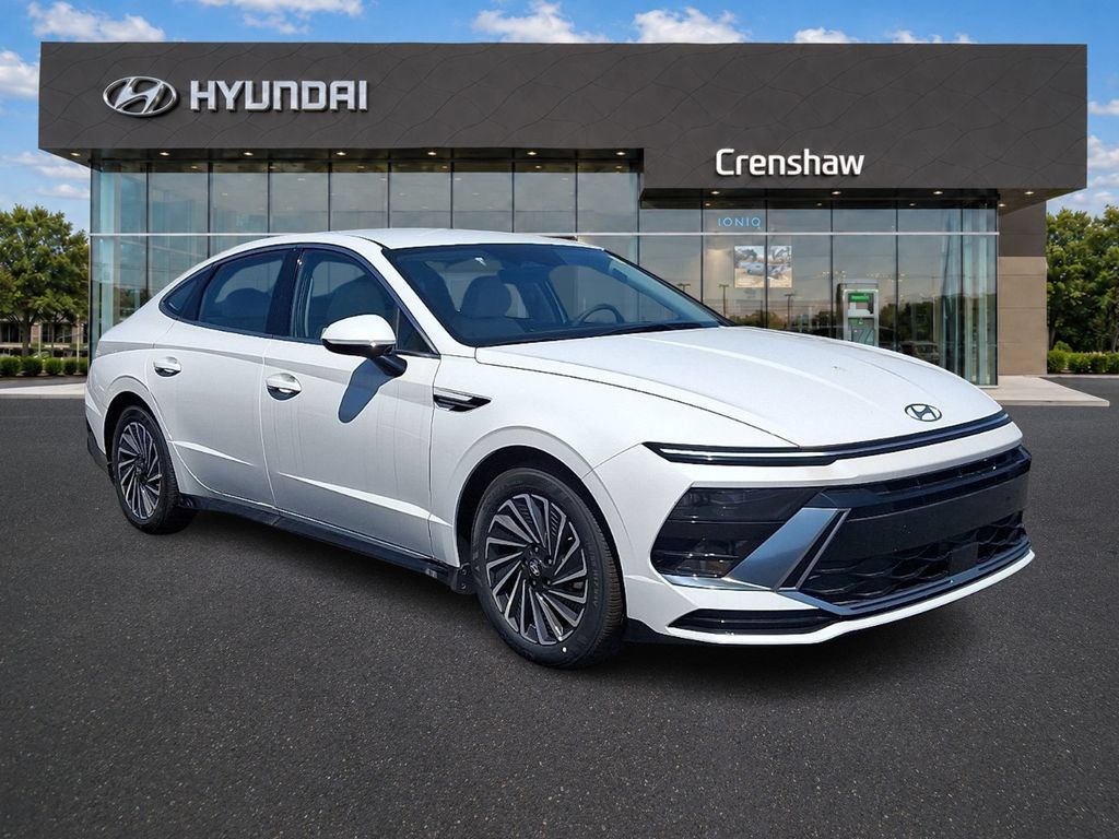 New 2025 Hyundai Sonata SEL FWD image 1