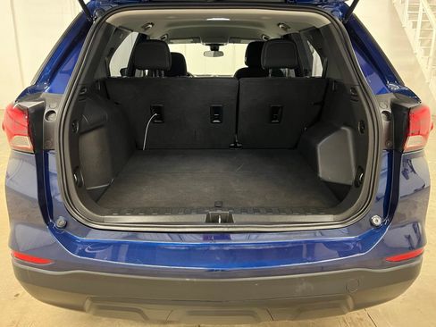 Used 2023 Chevrolet Equinox LS FWD image 26