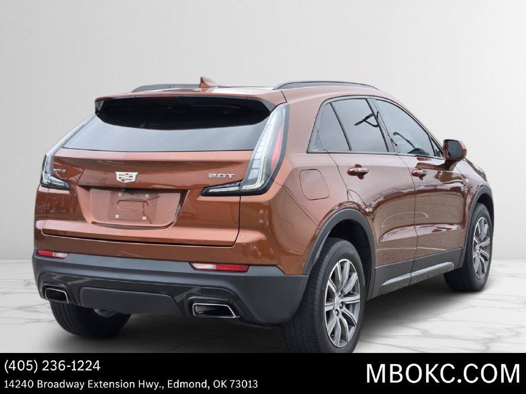 Used 2019 Cadillac XT4 Sport w/ Cold Weather Package FWD image 4