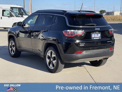 Used 2018 Jeep Compass Limited image 12