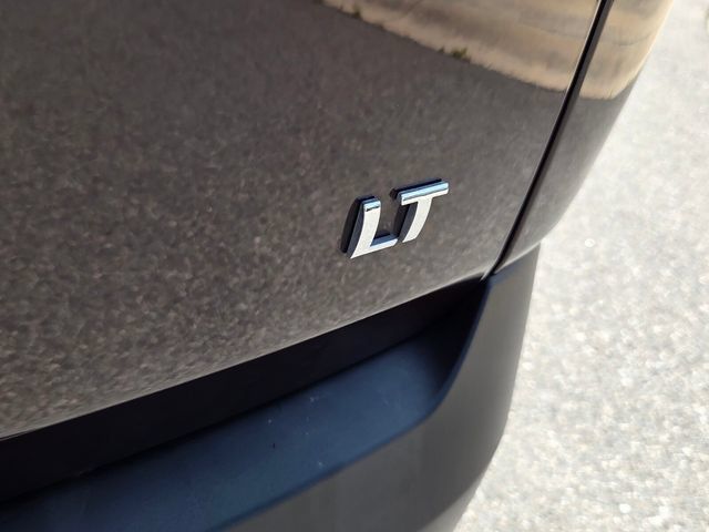 Used 2023 Chevrolet Traverse LT FWD image 10