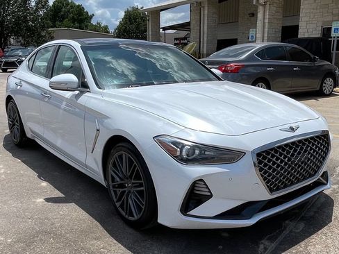 Used 2019 Genesis G70 2.0T Advanced w/ Elite Package RWD image 2