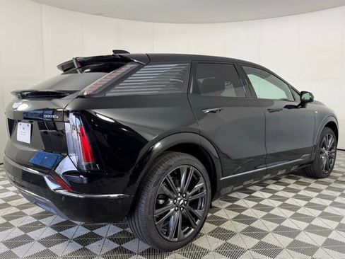 New 2025 Cadillac Optiq Sport 2 image 7