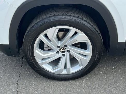 Used 2023 Volkswagen Atlas SE image 8