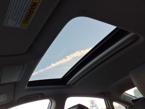 Used 2018 Honda Accord Touring image 17