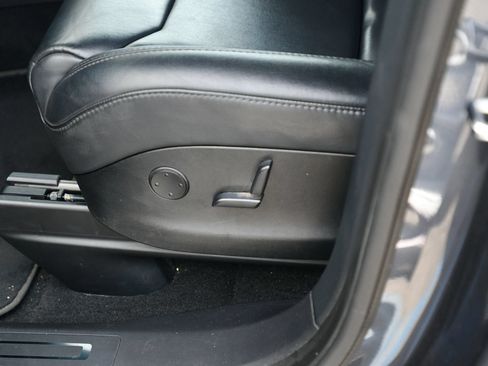 Used 2018 Tesla Model X 100D AWD/4WD image 18
