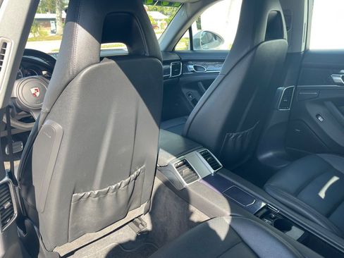 Used 2011 Porsche Panamera 4 image 26