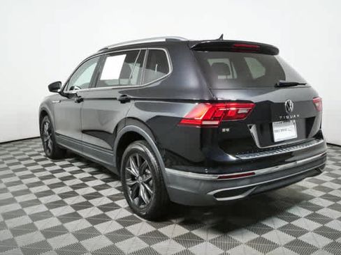 Used 2024 Volkswagen Tiguan SE FWD image 31