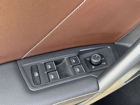 Used 2024 Volkswagen Tiguan SEL R-Line AWD/4WD image 14