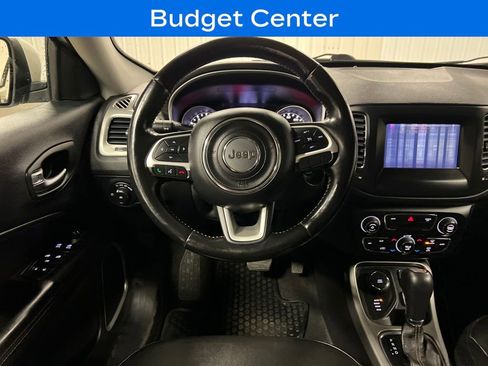 Used 2020 Jeep Compass Latitude AWD/4WD image 18
