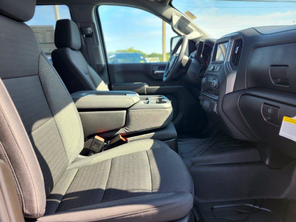 New 2026 Chevrolet Silverado 2500 Custom w/ Custom Convenience Package AWD/4WD image 9